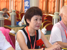 成都市肉類協(xié)會(huì) 秘書長(zhǎng) 黃萍